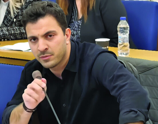 Σπύρος Χανδρινός