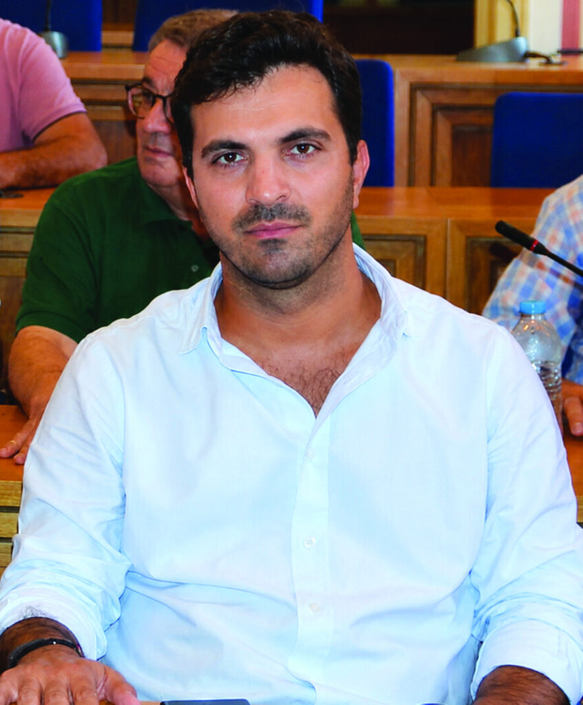 Σπύρος Χανδρινός